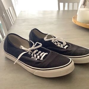 Men’s Vans  Black  size  11
